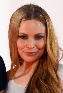 Mina Tander