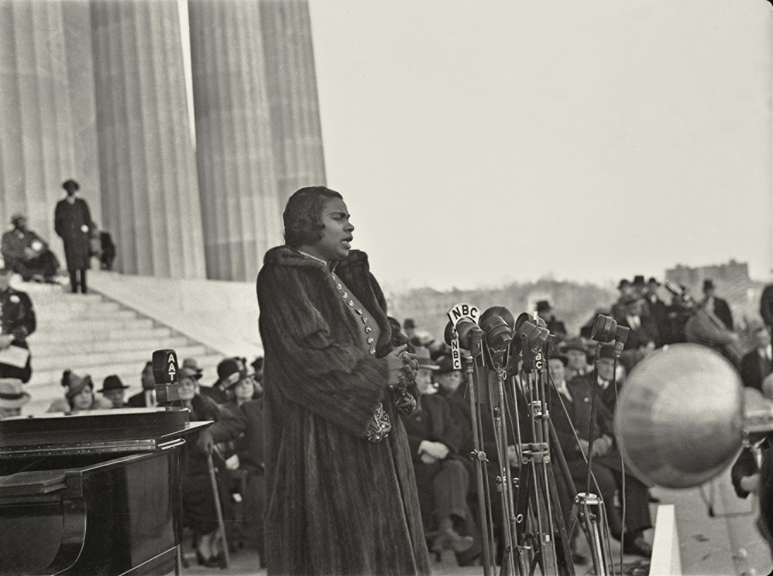 Marian Anderson: The Whole World in Her Hands
