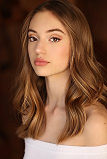 Bella Podaras