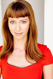 Julia Aks